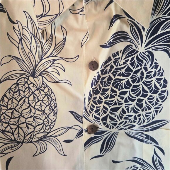 Hilo Hattie original Hawaii Shirt Pineapple Motif - LIKE NEW - Picture 3 of 4